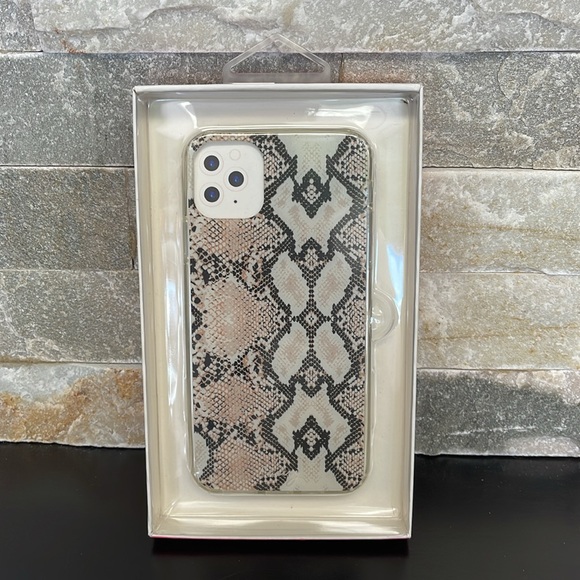 Casery iPhone Case - Picture 7 of 8